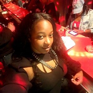 Meet your Posher, Roneece