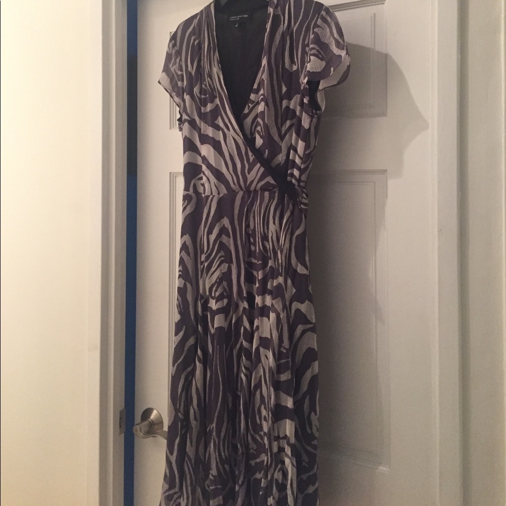 Pretty silk dress!!