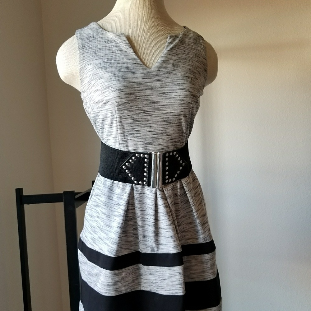 iZ  Byer dress!