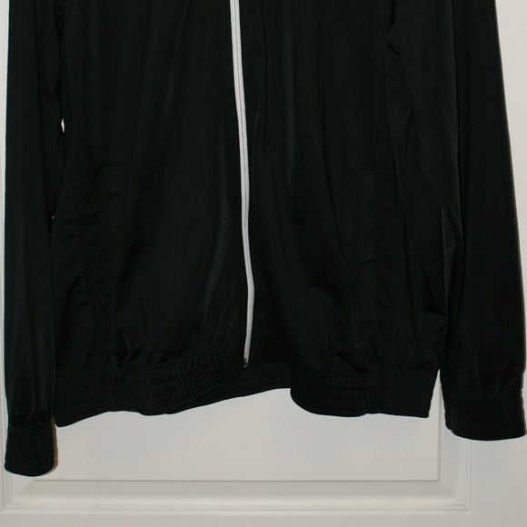 Puma Track jacket ....NWT - Picture 3 of 3