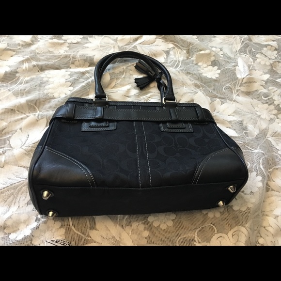 Coach black purse 👛💕 - Picture 4 of 6