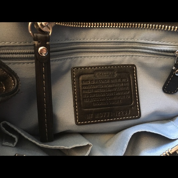 Coach black purse 👛💕 - Picture 6 of 6