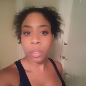 Meet your Posher, Ashleigh