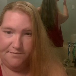 Meet your Posher, Joy