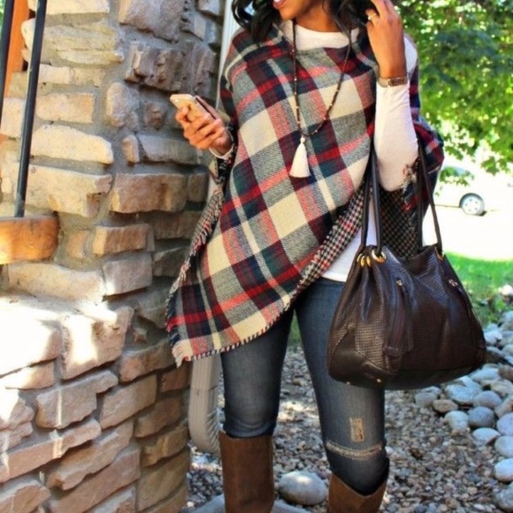 HERE! NEW 🍁 Plaid Poncho