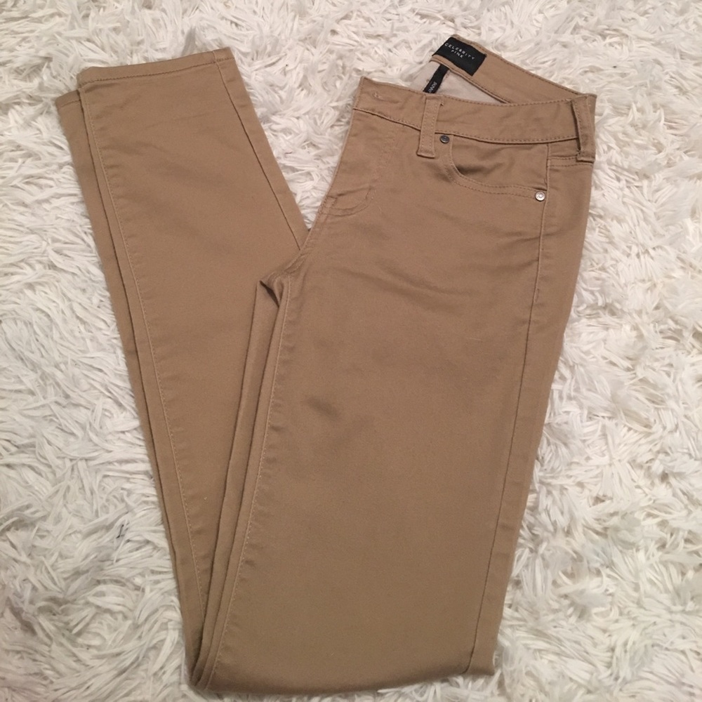 Khaki pants