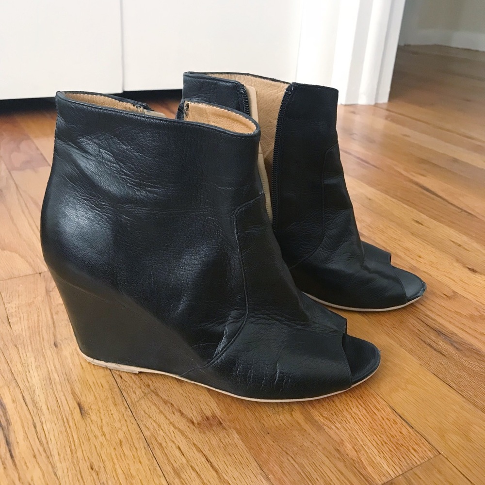 Black Bootie Wedge Peep toe