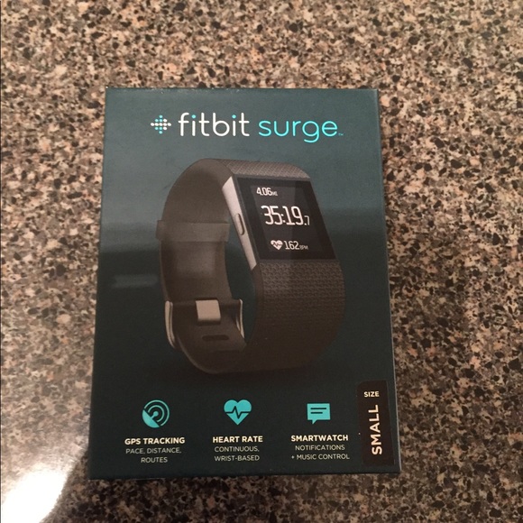 Fitbit Surge - Picture 1 of 6