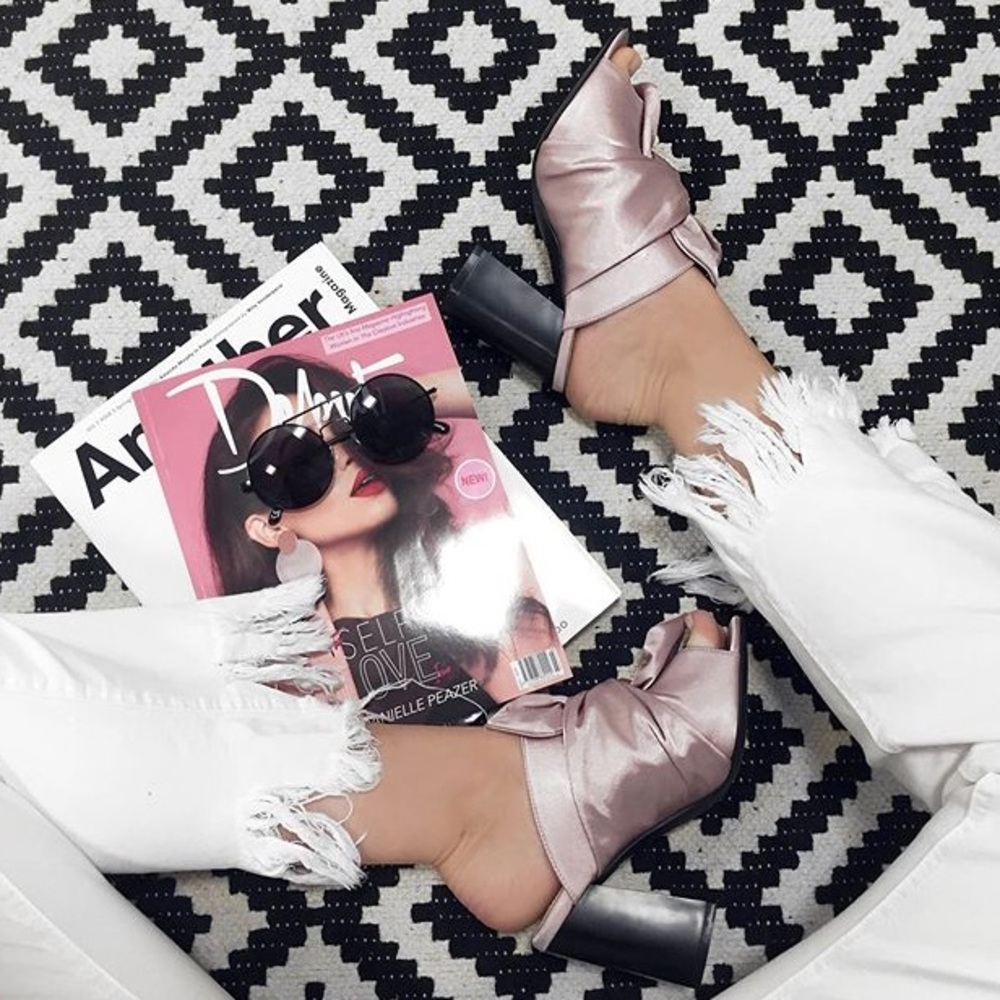 TAYLA KNOTTED SATIN MULES PINK mauve