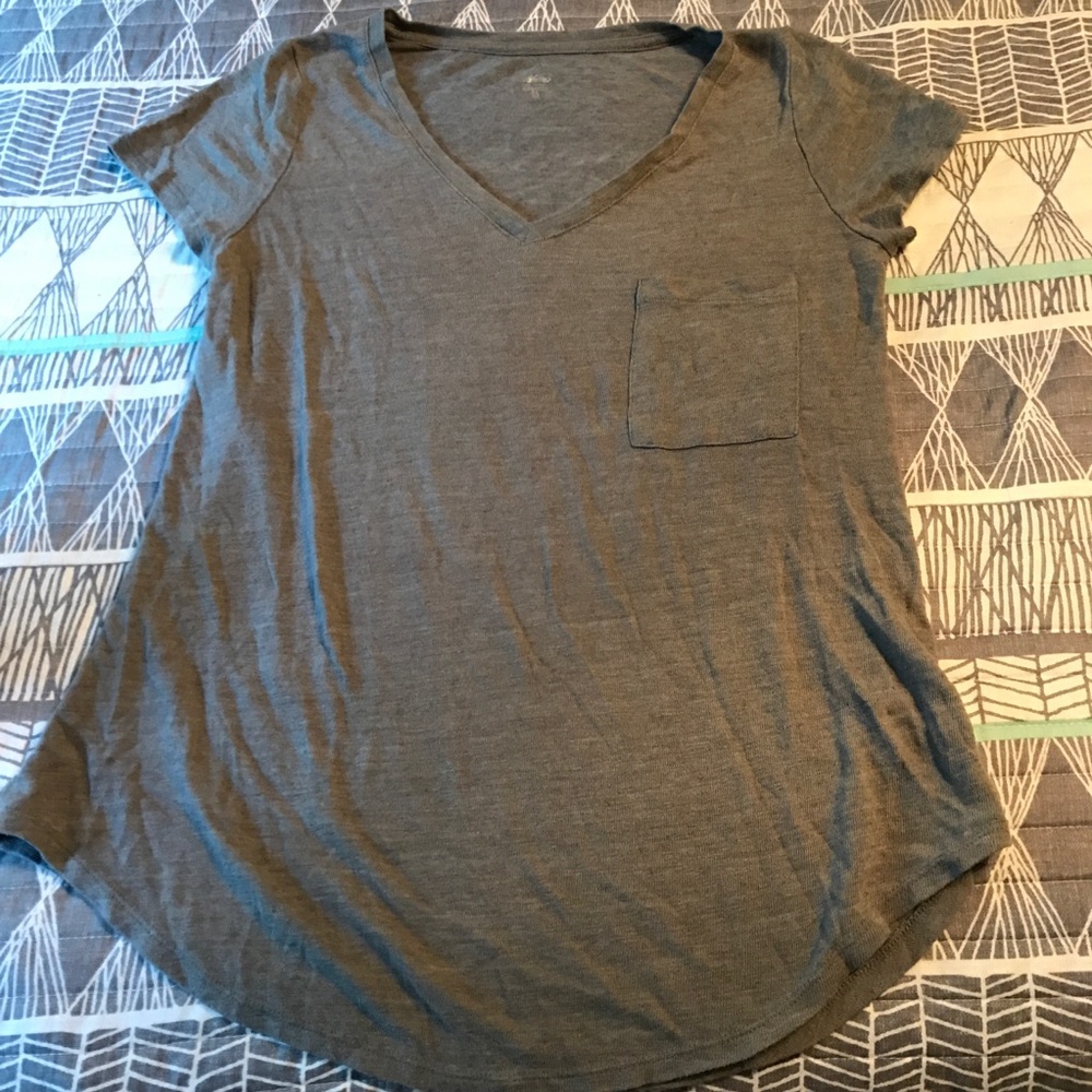 Mossimo Long Tees 🍁🍂 - Picture 3 of 4