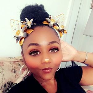 Meet your Posher, Andrea