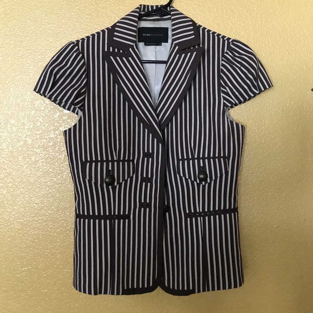 BCBGMAXAZRIA Top