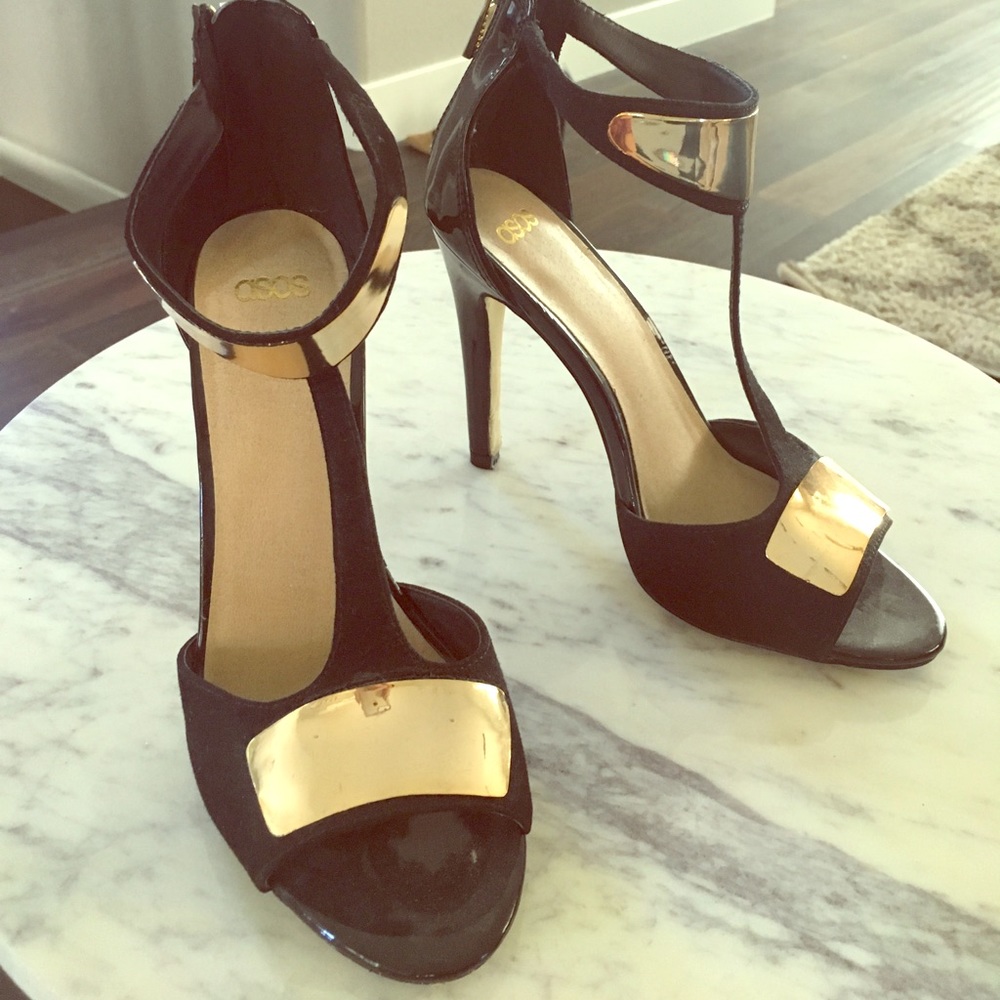 Black and gold heeled sandals for sale