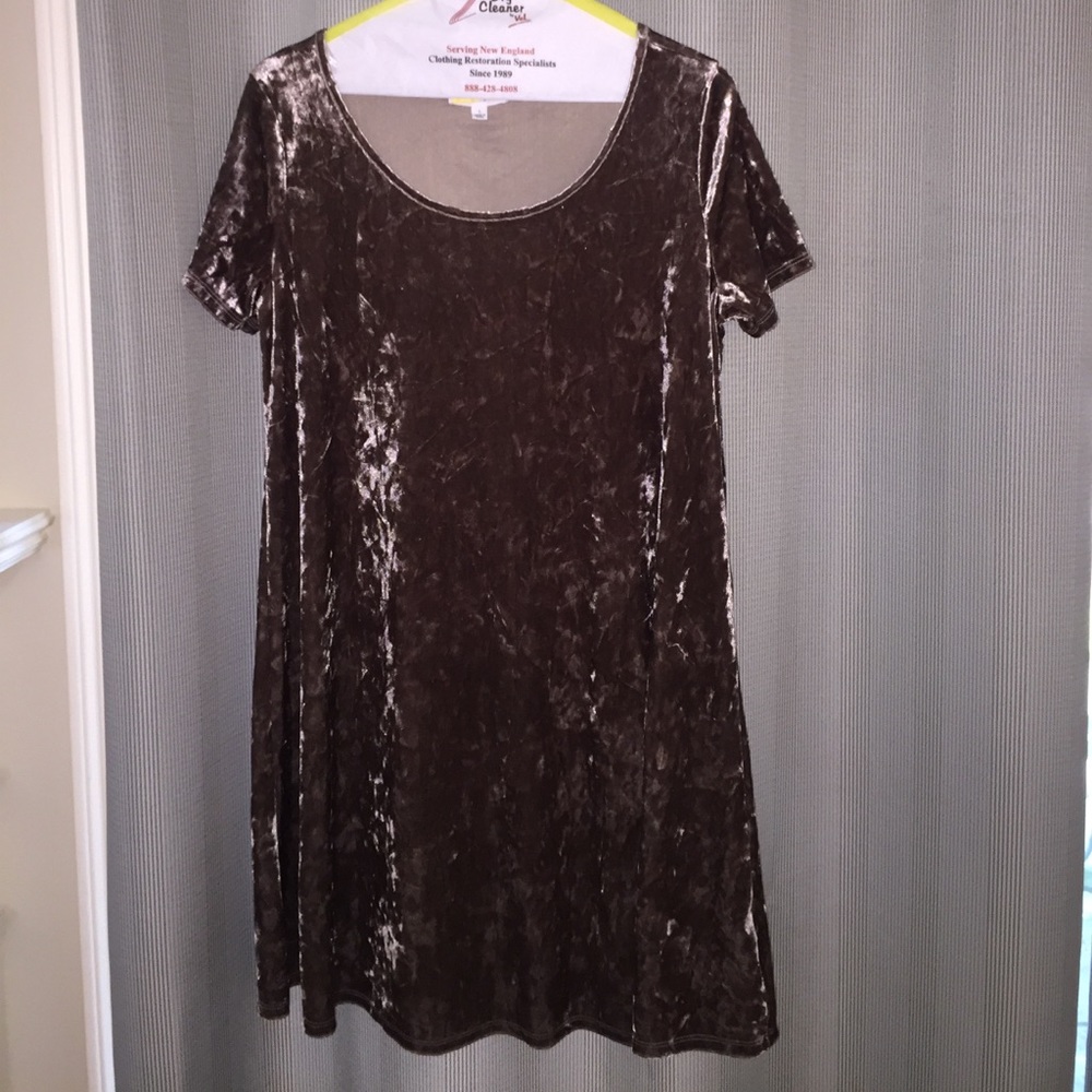 Adorable Crushed velvet dress