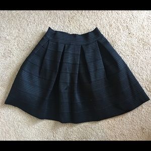 Express pleated skirt
