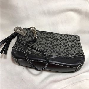 Wristlet