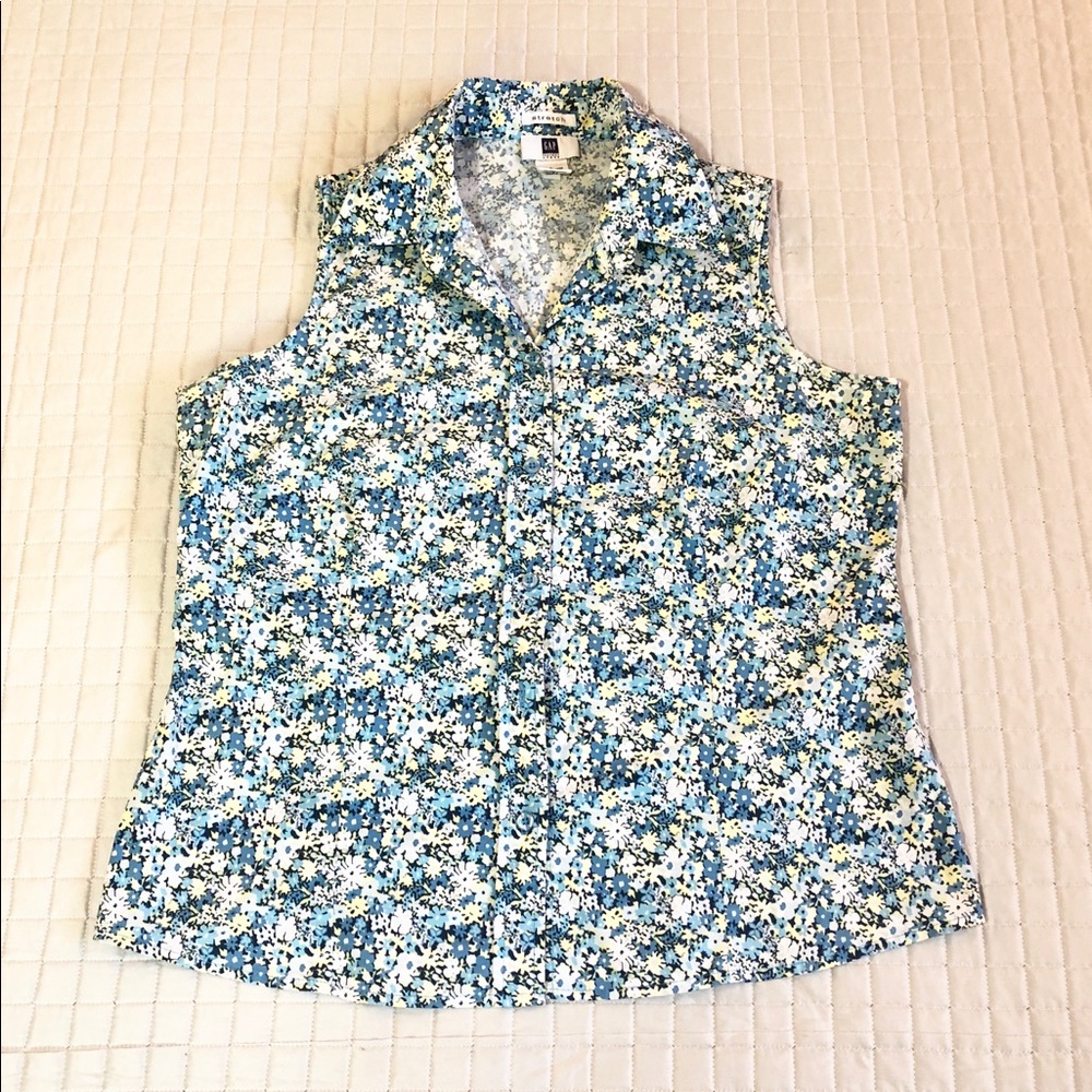 sleeveless floral print top