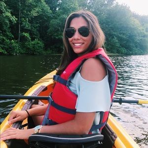 Meet your Posher, Melissa