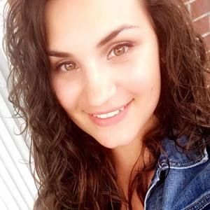 Meet your Posher, Santina