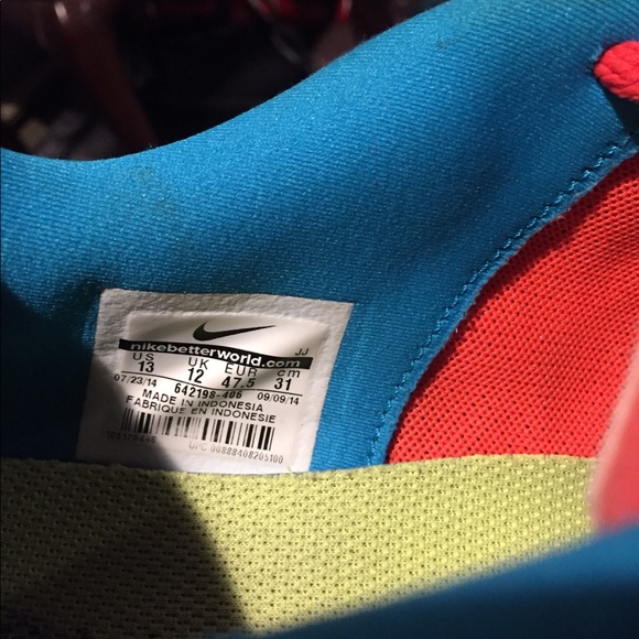 Nike size 12 - Picture 5 of 5