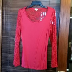 Beautiful top red lace
