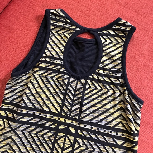 Chelsea and velvet yellow patterned tank - Picture 3 of 3