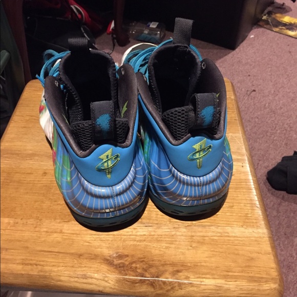 Weather man foams - Picture 3 of 6