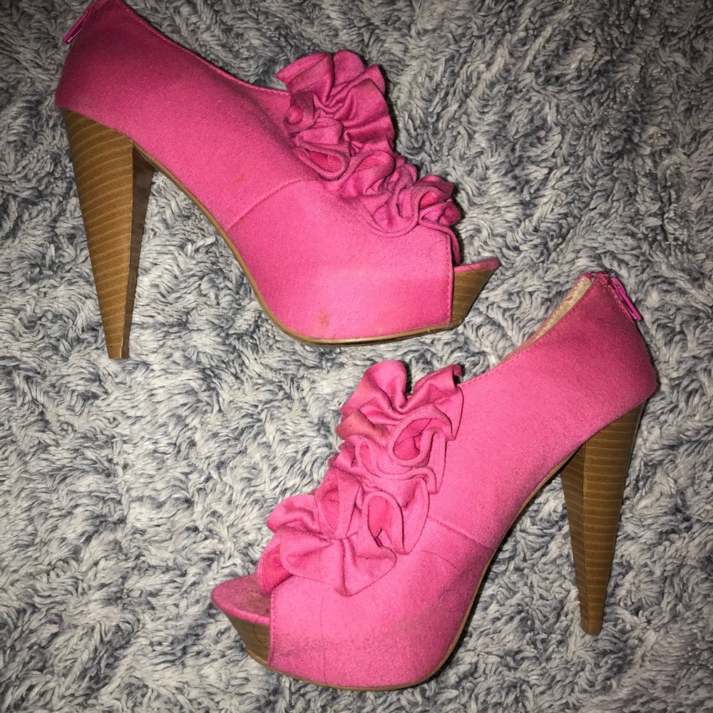 Pink heels - Picture 2 of 2