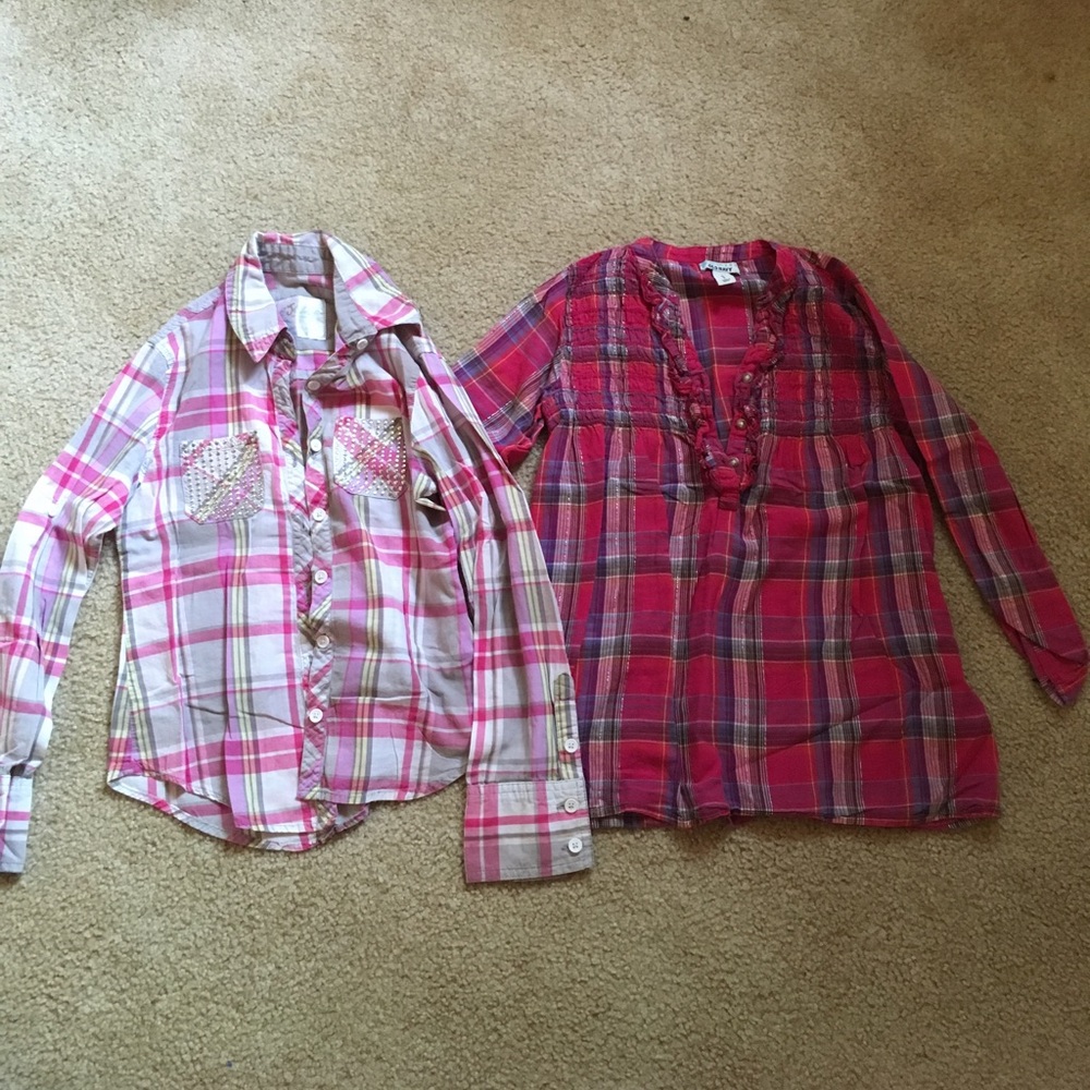 Two girls size 8 tops
