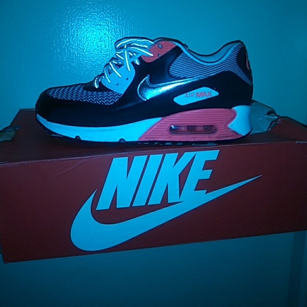 Nike