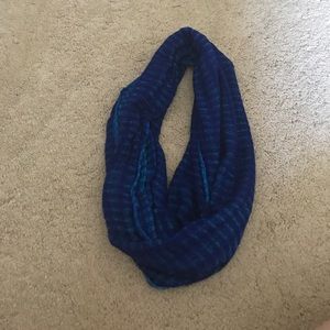 Blue scarf