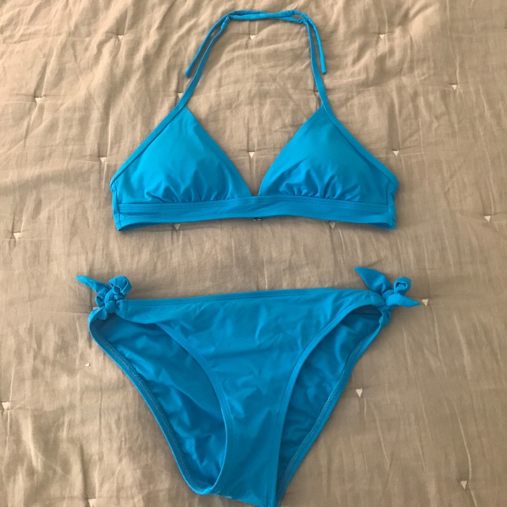 Skye swimsuit size medium