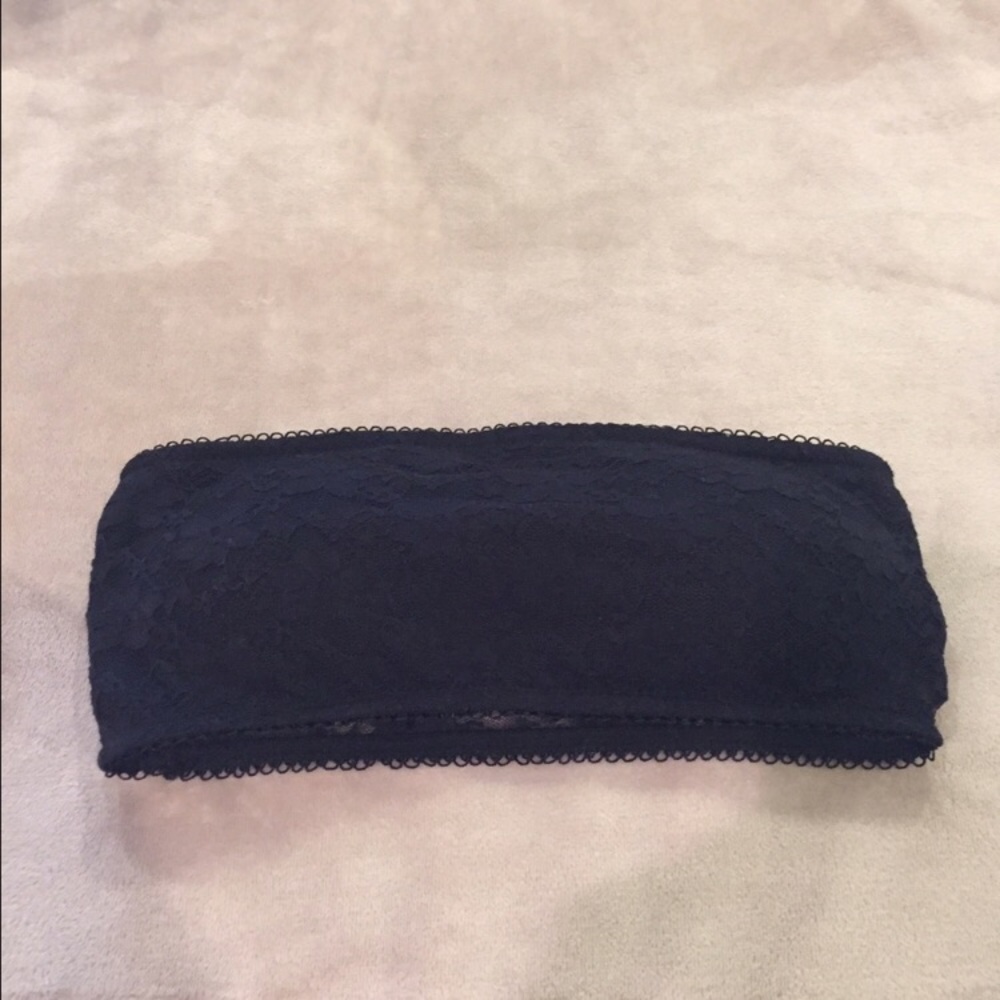 FREE with purchase! EUC Forever 21 Bandeau Bra