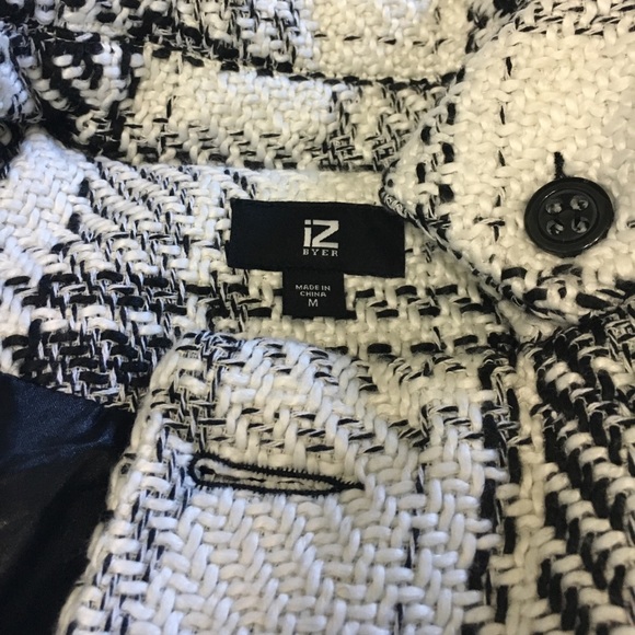 SOLD•BRAND NEW!  IZ Byer coat• - Picture 6 of 8