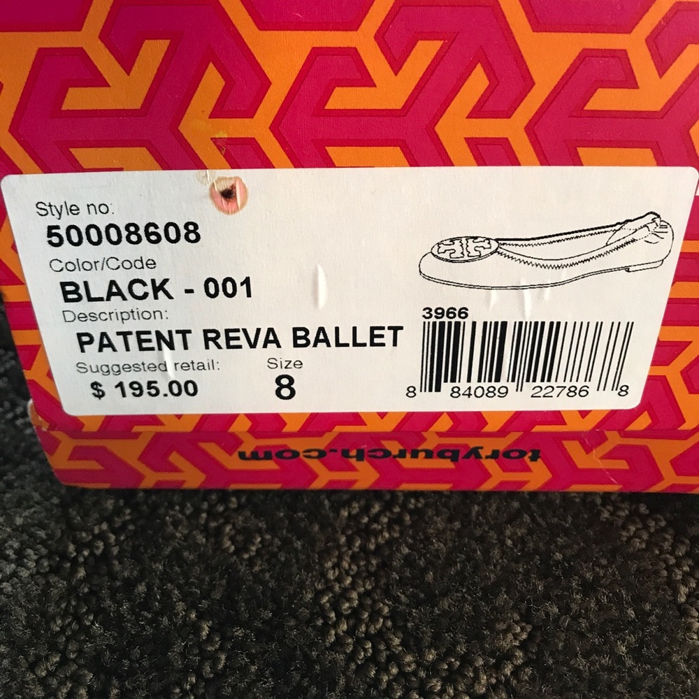 Tory Burch black patent shoe