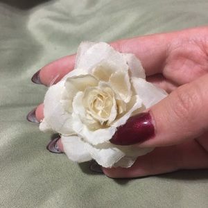 Flower hair clip