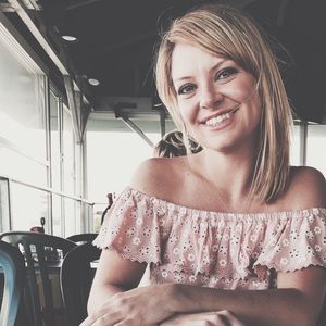 Meet your Posher, Abbie