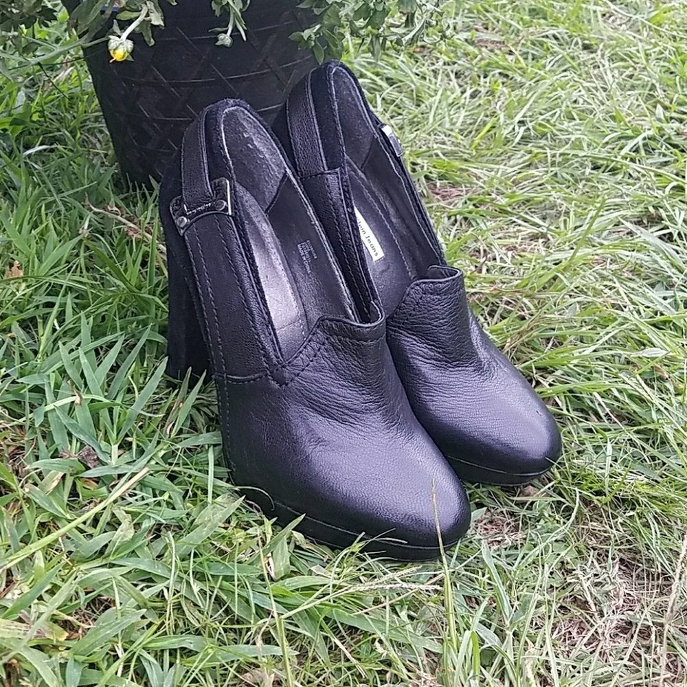 Calvin Klein black block heel leather suede 39