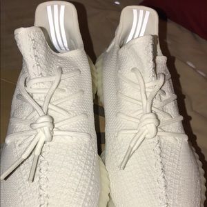 Dead stock Adidas Yeezy v2 Cream White