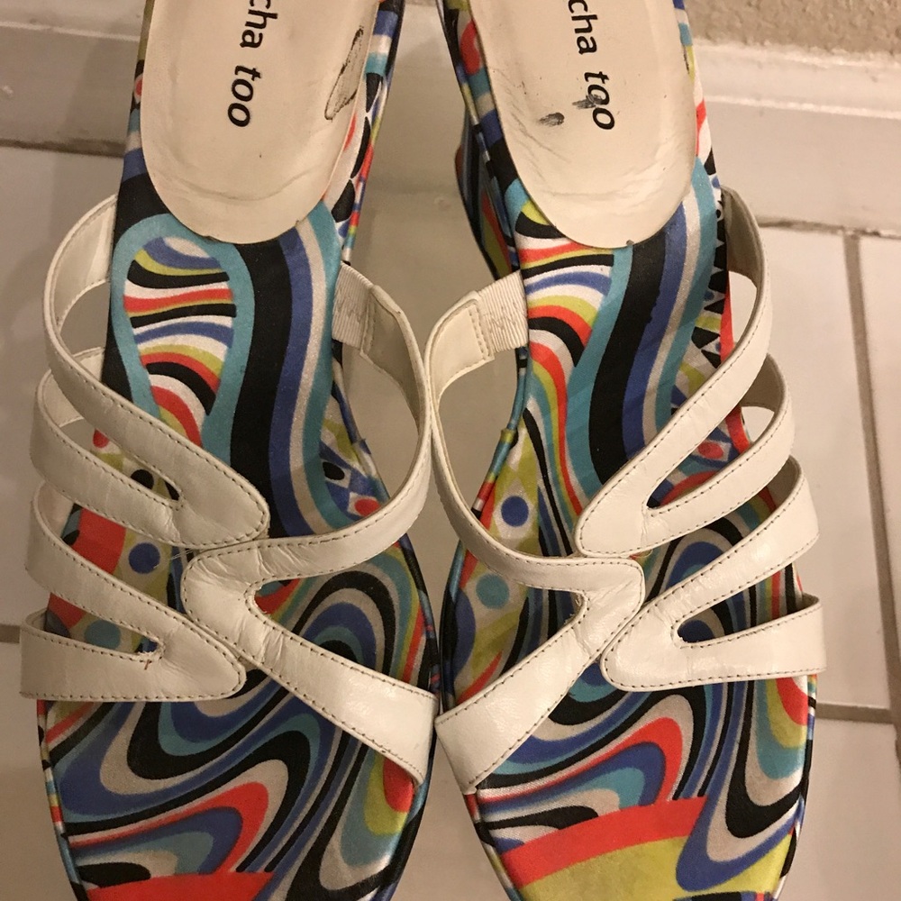 WHITE SANDALS - Picture 4 of 5