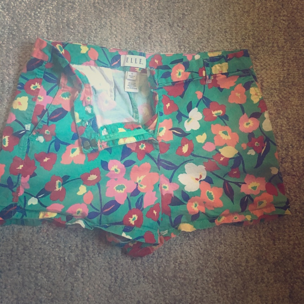 Elle shorts