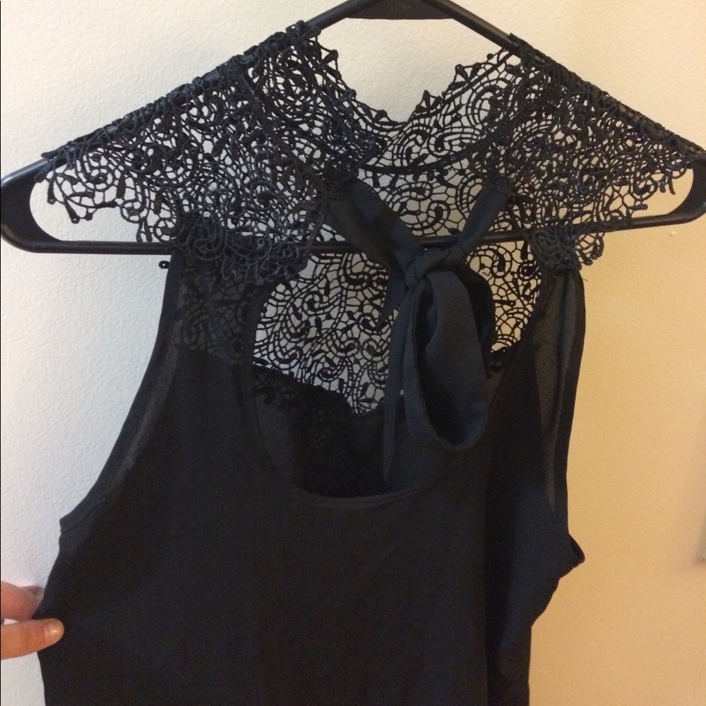 Pretty Lace neck tank blouse