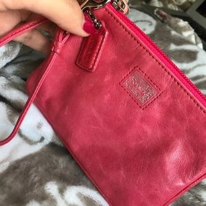 OFFERS?! 🦄Coach wristlet!
