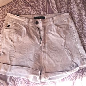 White, high waisted shorts