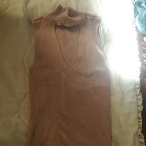 Express Mauve Ribbed Sleevless Cut out Choker