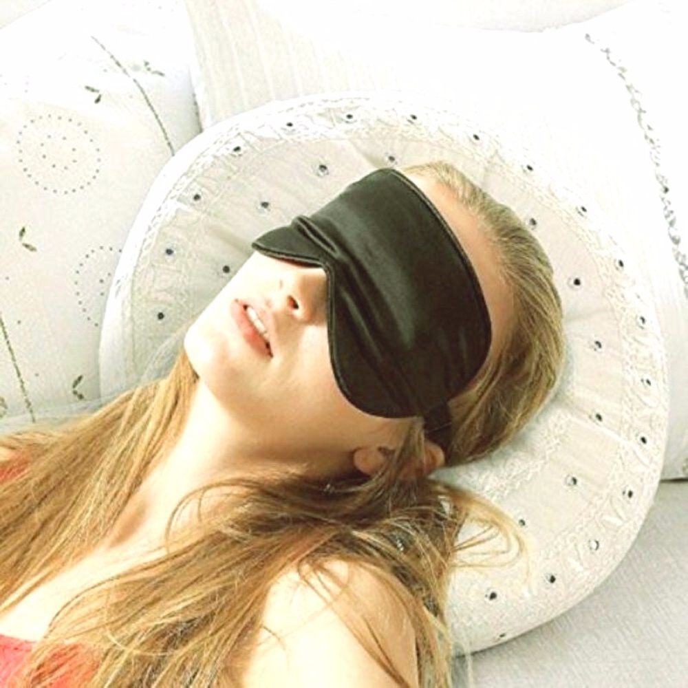 Handmade blindfold Silk sleeping eyemask