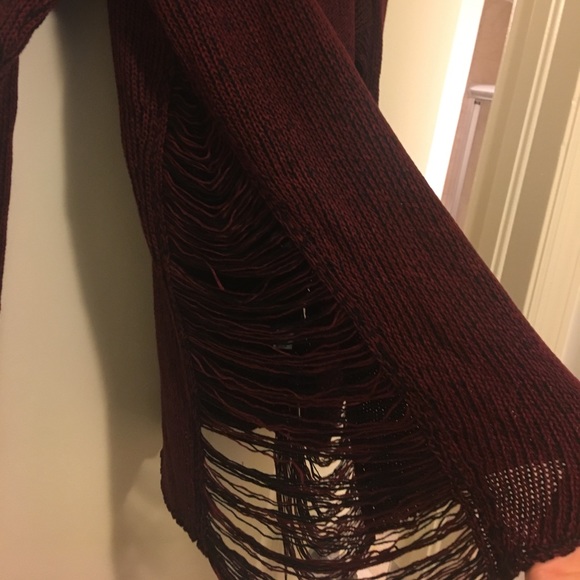 Burgundy sweater - Picture 2 of 4