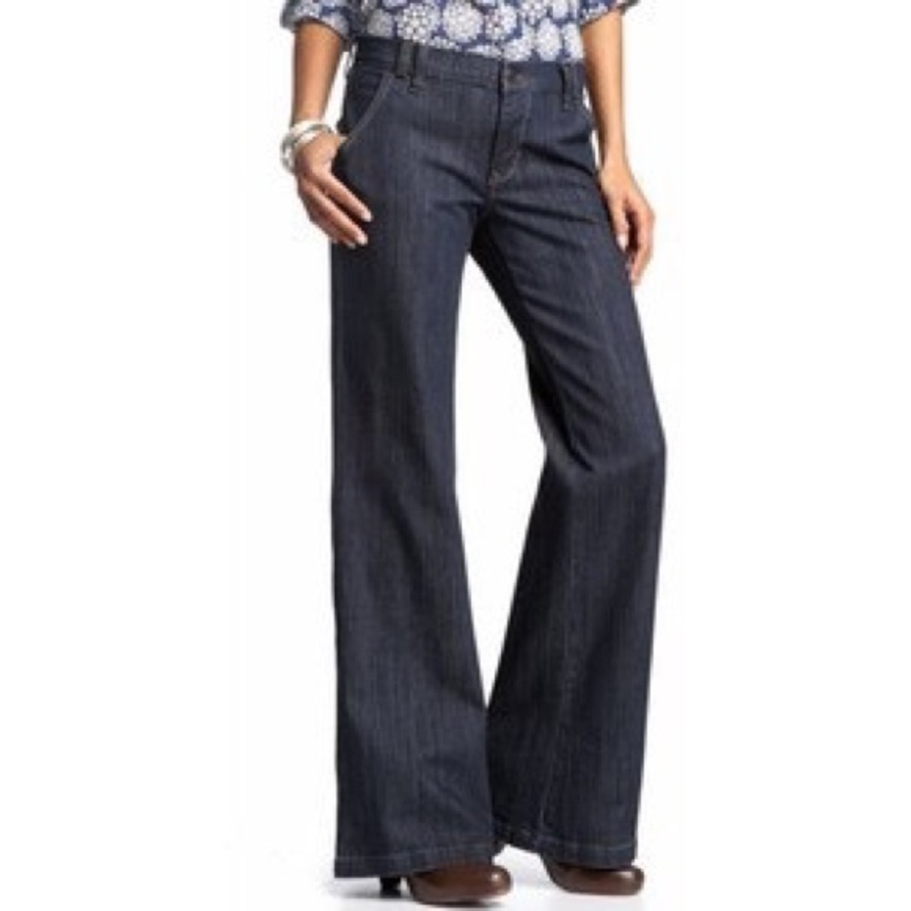 Old Navy The Flirt Boot-Cut Jeans