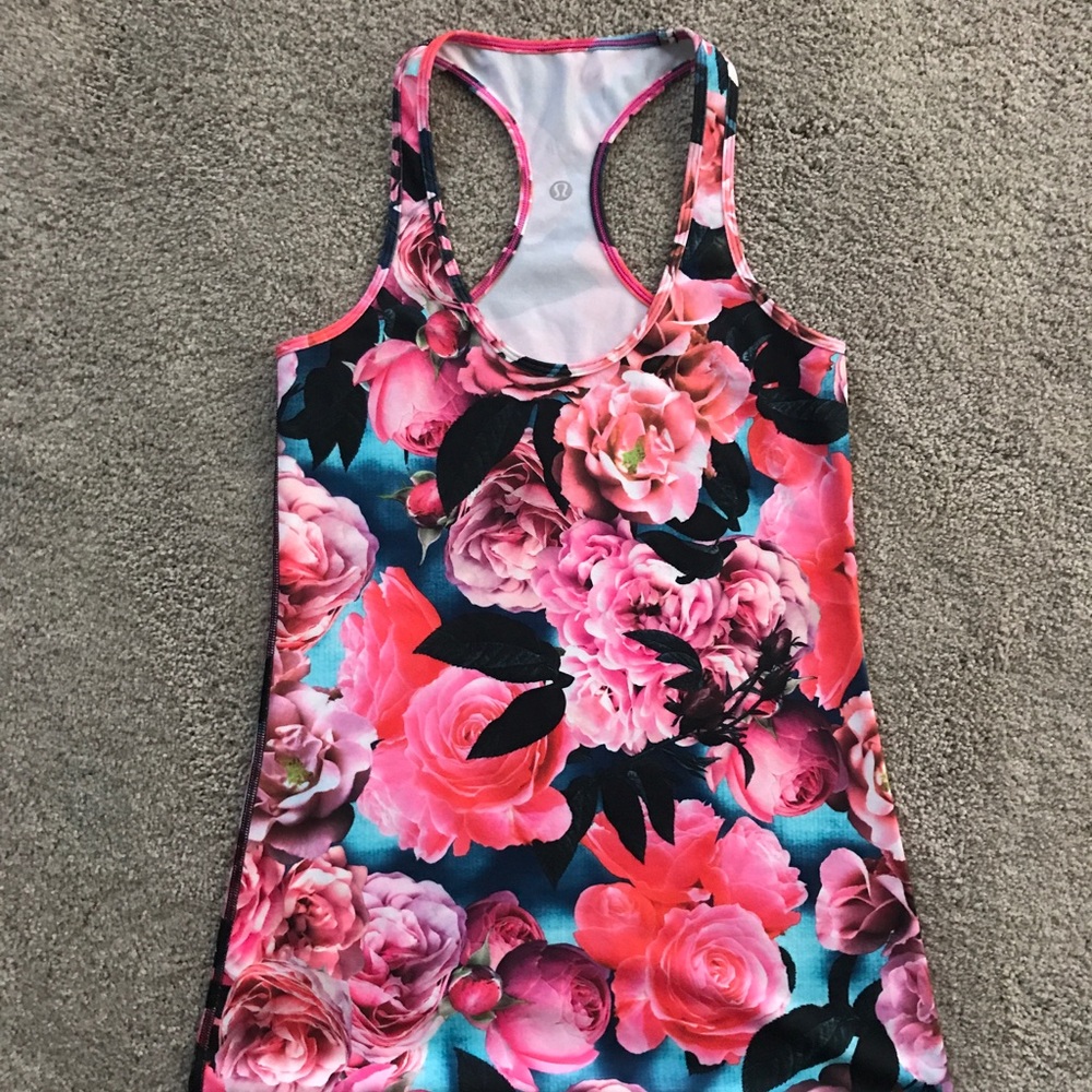 LuLu Lemon workout tank top.