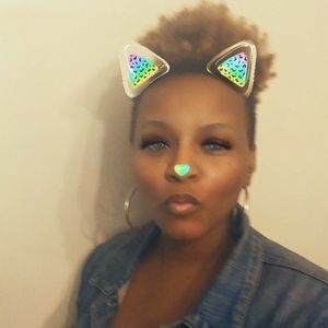 Meet your Posher, Trina